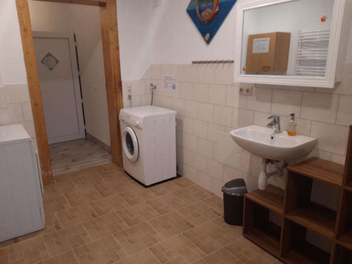 Ferienwohnung Erz-Hostel Thermalbad Wiesenbad Eksteriør bilde