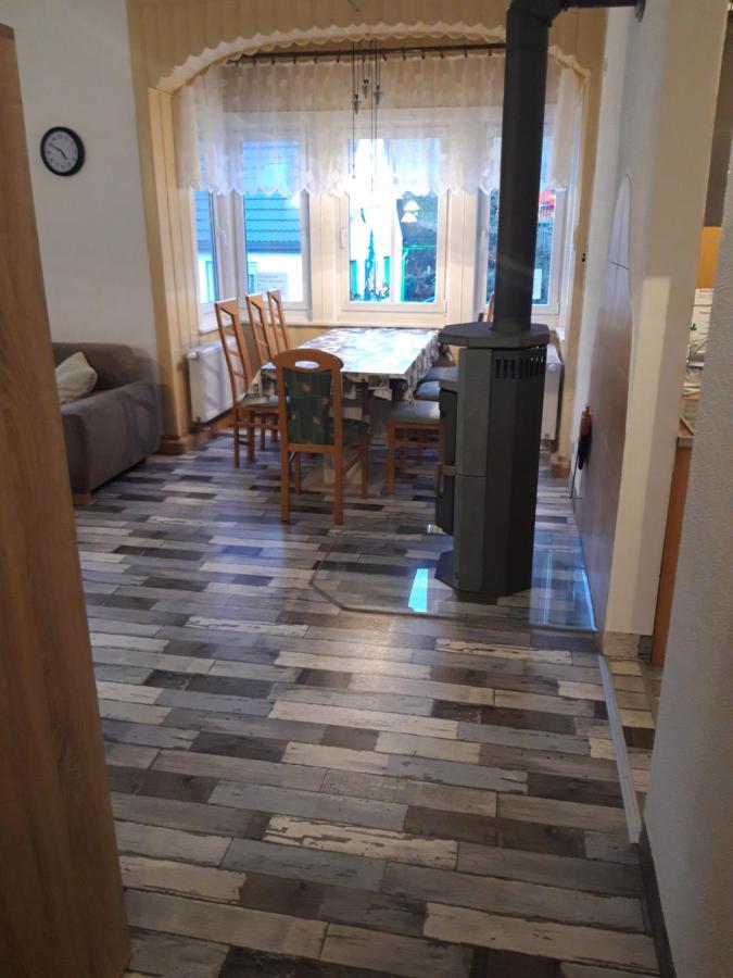 Ferienwohnung Erz-Hostel Thermalbad Wiesenbad Eksteriør bilde